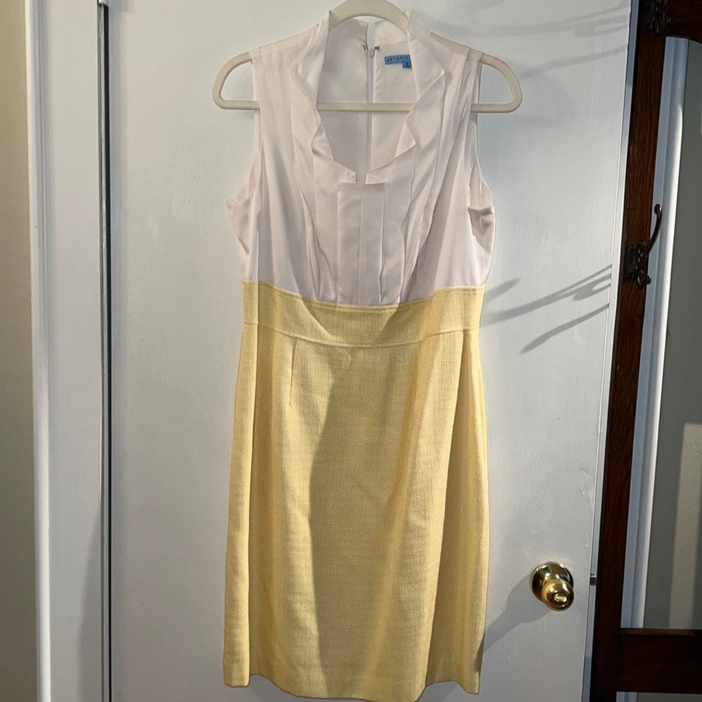 Melani Light cornflower yellow sleeveless sheath dress - new sz 10